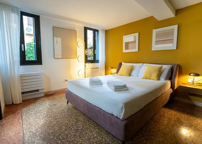 Semesterbostad Ca' De L' Astrologo