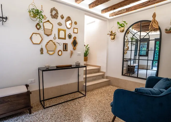 Ca' De L' Astrologo *